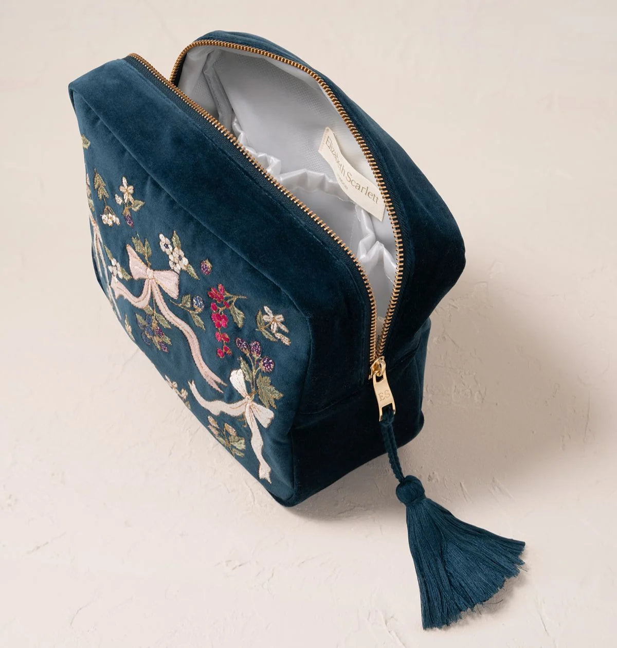 Elizabeth Scarlett Wash Bag Berries & Bows Velvet Ink Blue