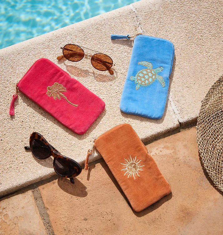 Elizabeth Scarlett Glasses Case Swimming Turtle