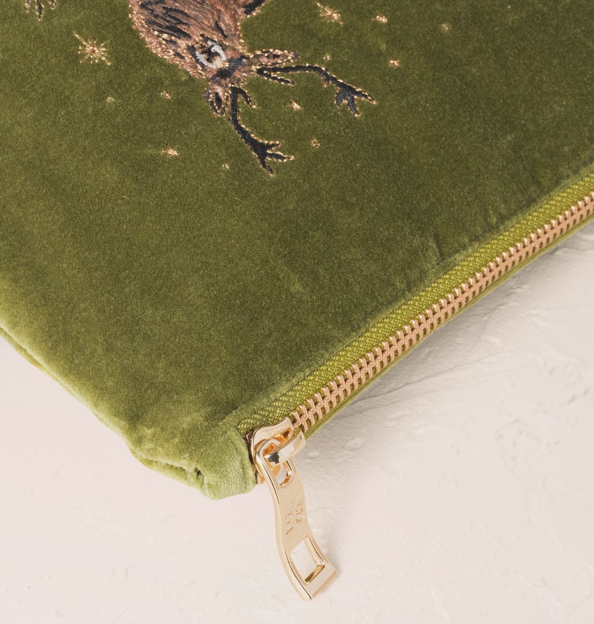 Elizabeth Scarlett Mini Pouch Highland Romance Velvet Pistachio