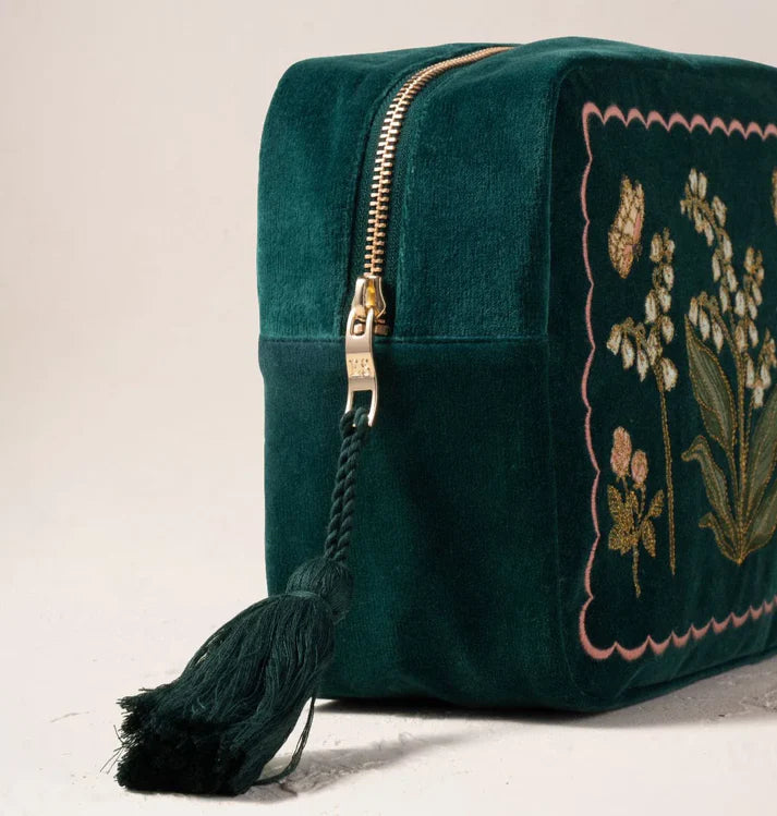 Elizabeth Scarlett Makeup Bag Lily of the Valley