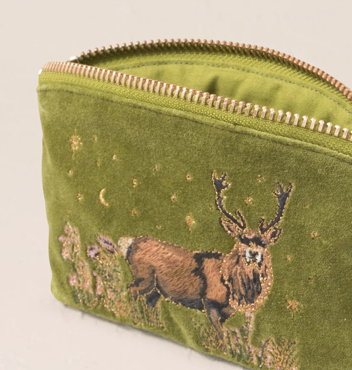 Elizabeth Scarlett Coin Purse Highland Romance Velvet Pistachio