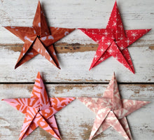 Load image into Gallery viewer, Cambridge Imprint Origami Star Kit
